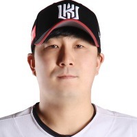 KT 투수.jpg